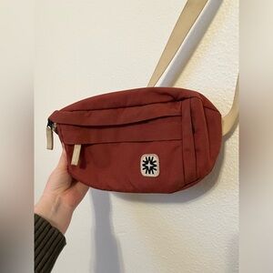 Walker Family Goods Louie Sling Fanny Pack Red